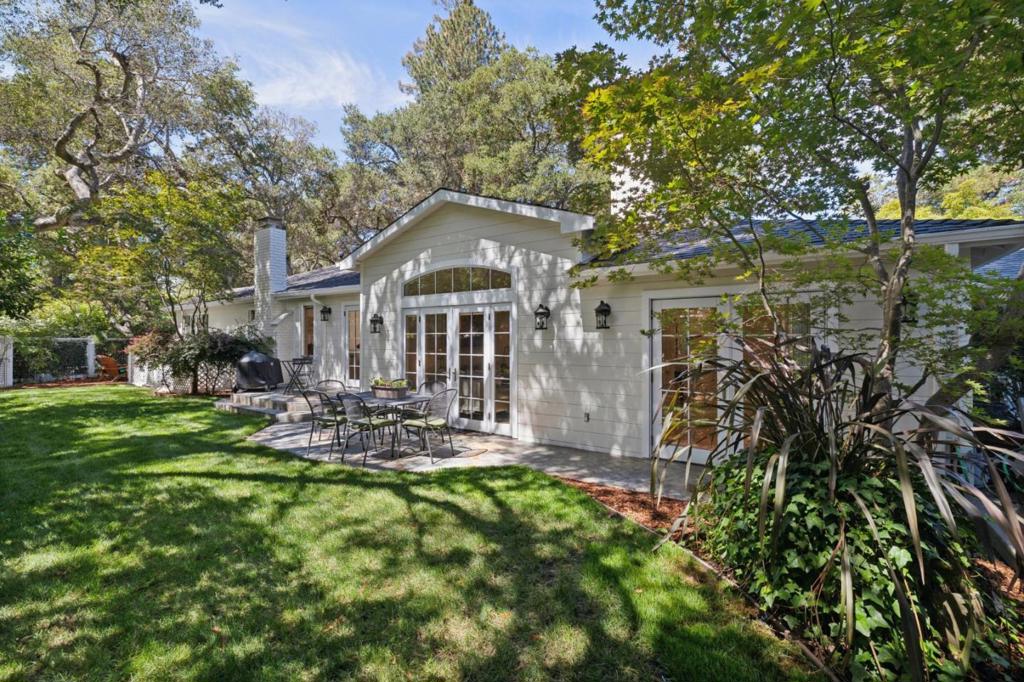 61 Lloyden Drive Property Photo 88