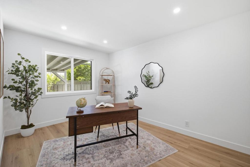 715 Gridley Street Property Photo 14