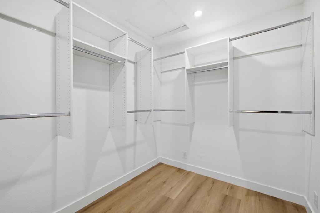 715 Gridley Street Property Photo 22