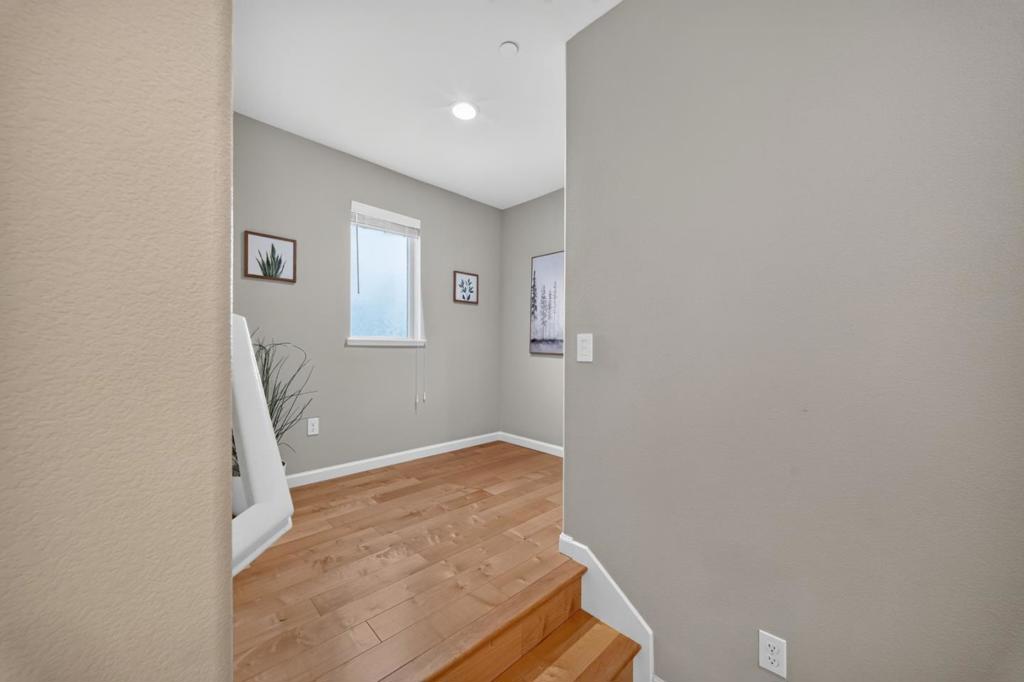 2731 Viterbo Court 4 Property Photo 11