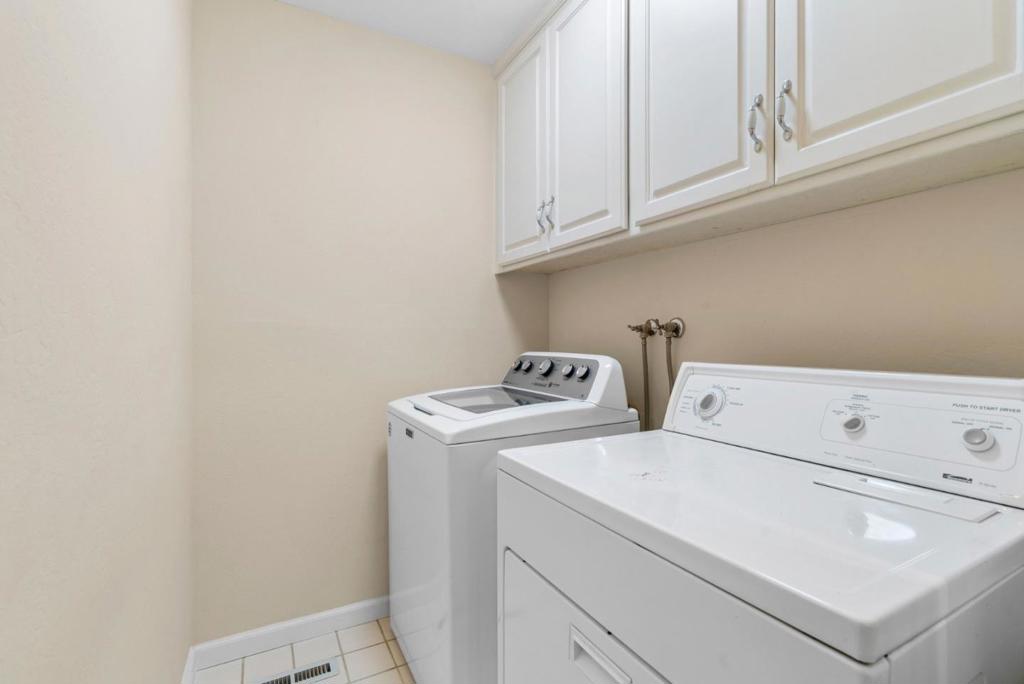 301 Canyon Oaks Property Photo 26