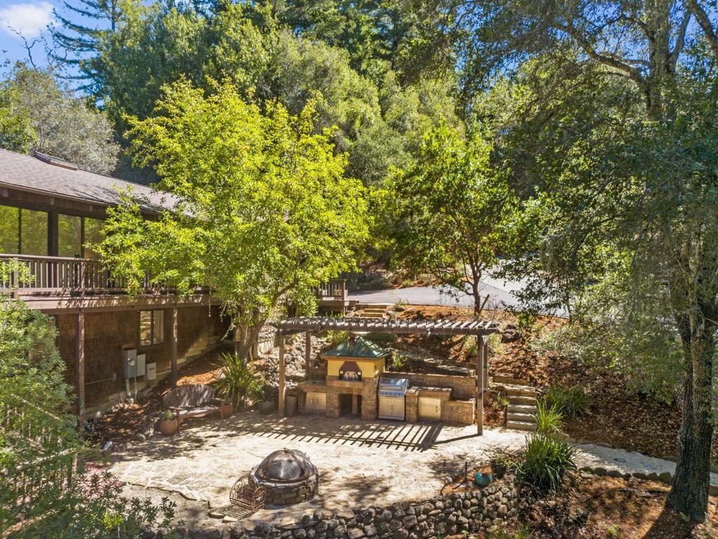 301 Canyon Oaks Property Photo 48