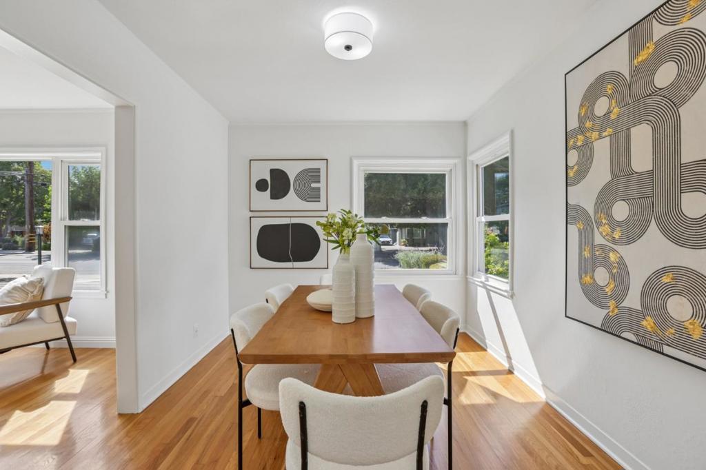 1054 Thornton Way Property Photo 8