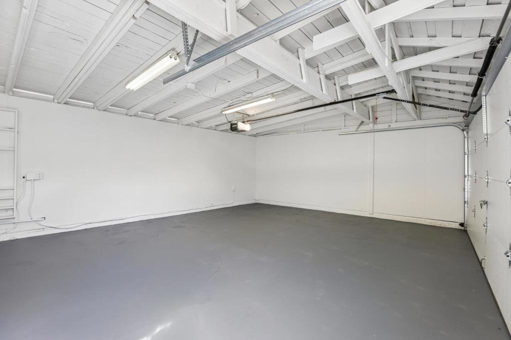 1054 Thornton Way Property Photo 34