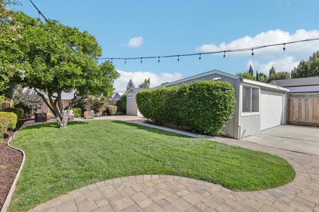 1054 Thornton Way Property Photo 36
