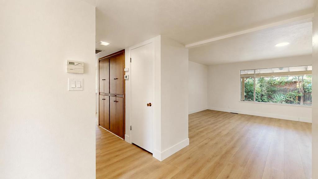 925 5th Street Property Photo 6