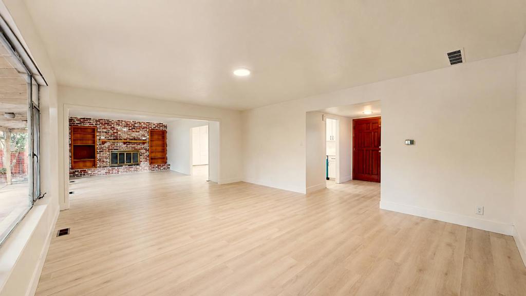 925 5th Street Property Photo 12