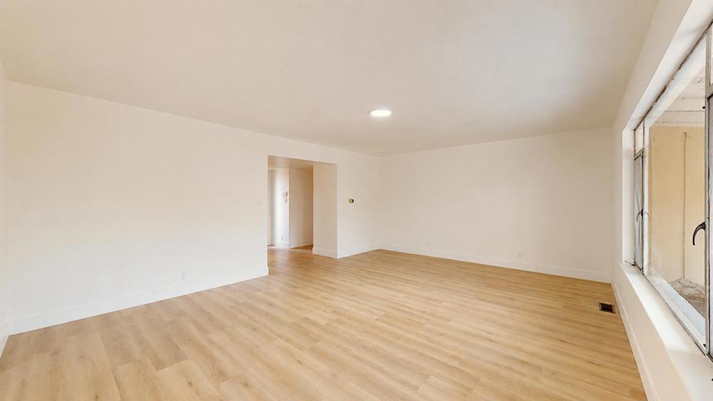 925 5th Street Property Photo 14