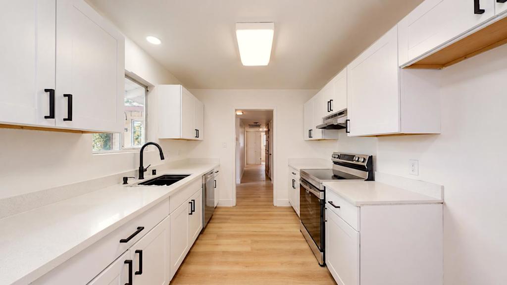 925 5th Street Property Photo 17