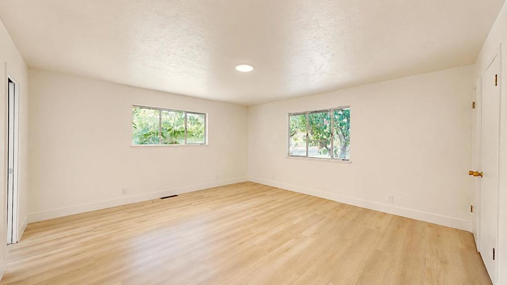 925 5th Street Property Photo 28