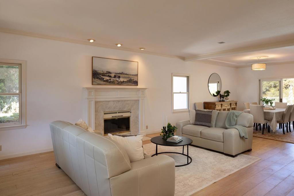 760 Del Valle Property Photo 7