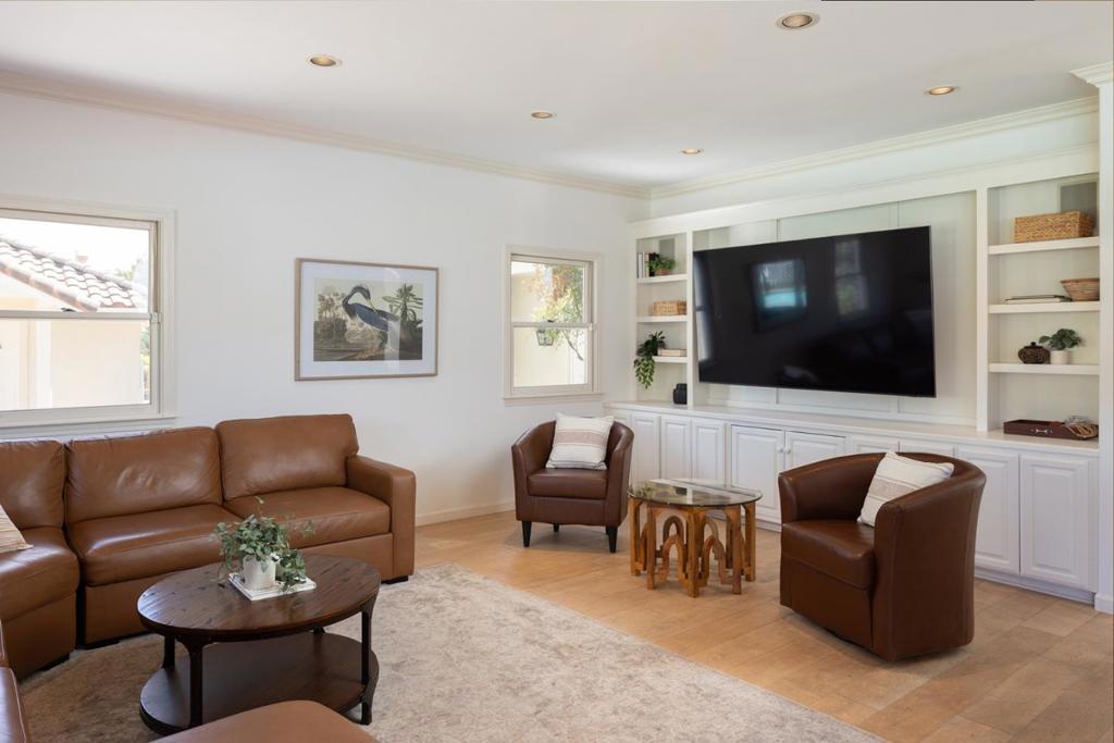 760 Del Valle Property Photo 20