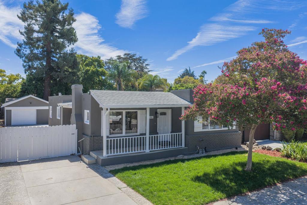 1516 Hester Avenue Property Photo 1