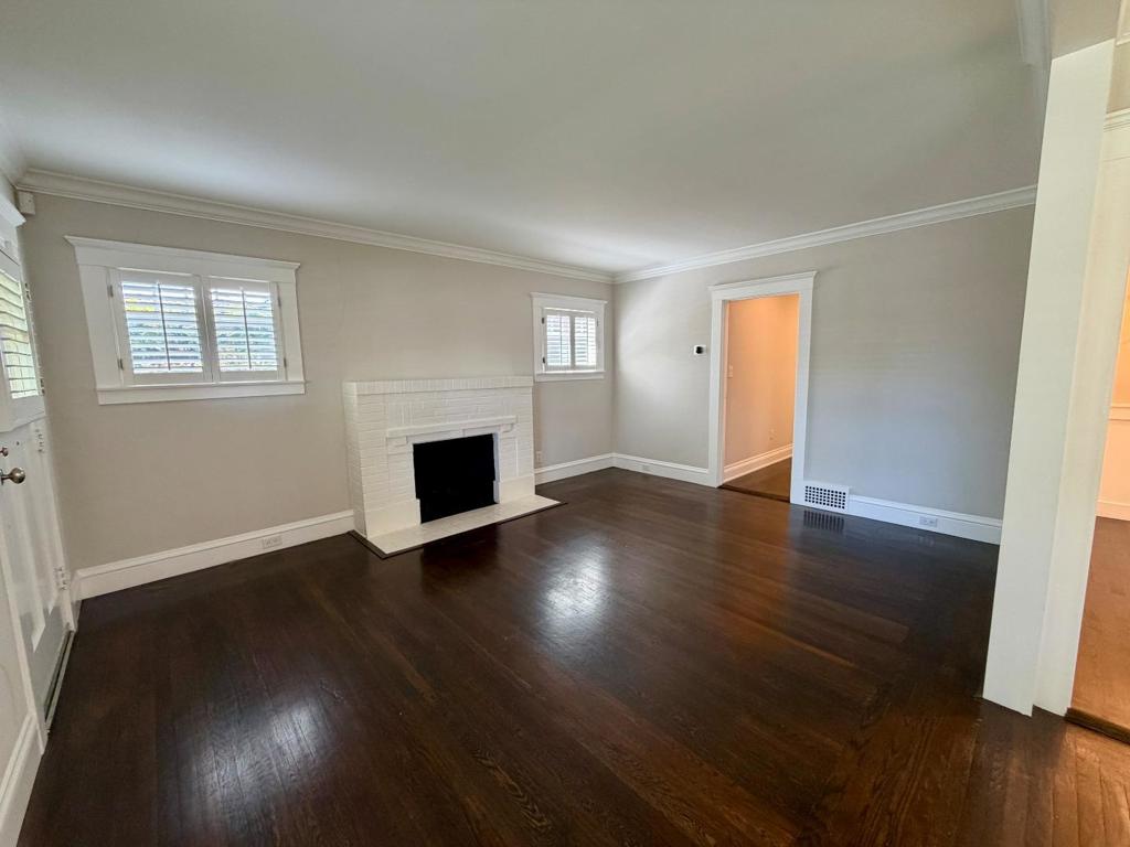 634 College Avenue Property Photo 2