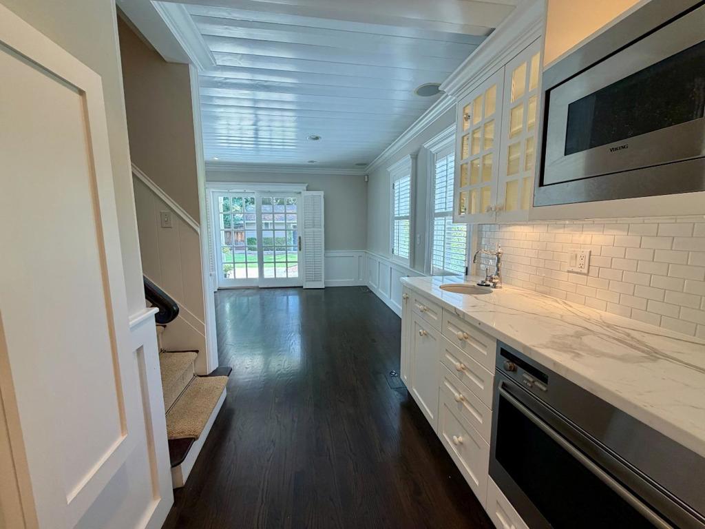 634 College Avenue Property Photo 8