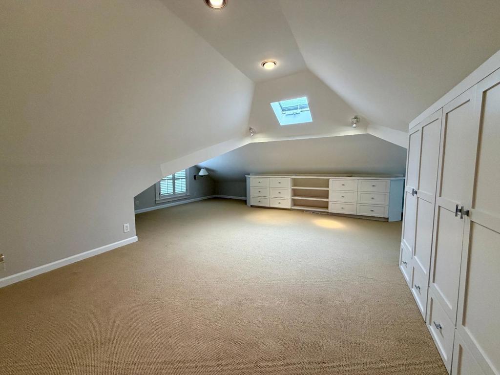 634 College Avenue Property Photo 18