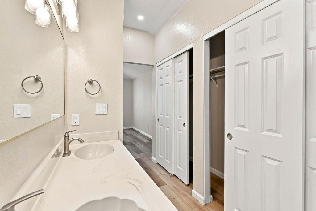 84 Tahoe Court 203 Property Photo 27