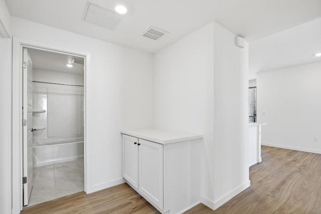 5940 Virtual Court Property Photo 10