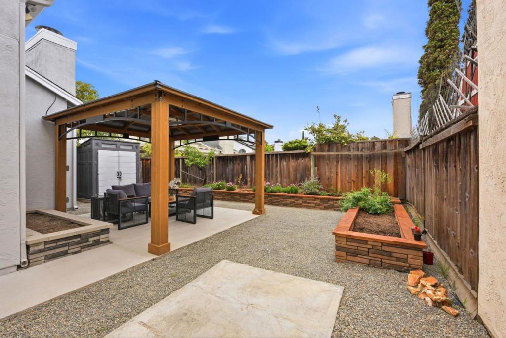 126 Mediterranean Avenue Property Photo 35