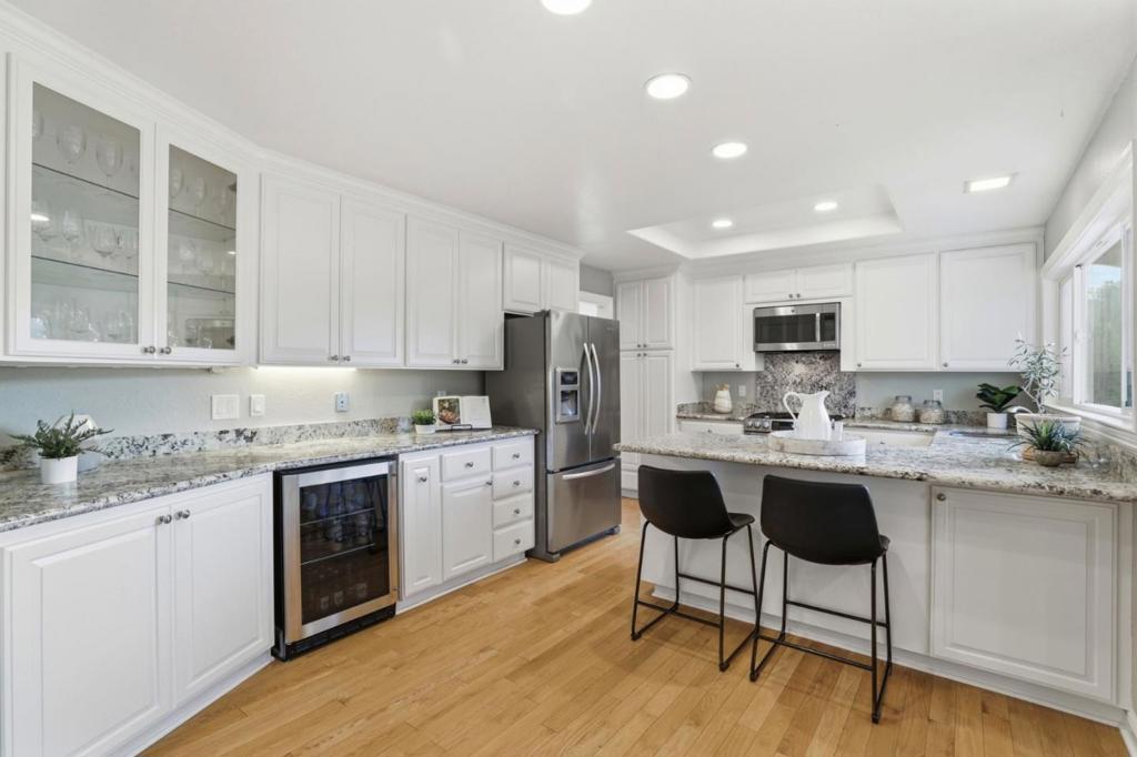 7111 Wooded Lake Drive Property Photo 15