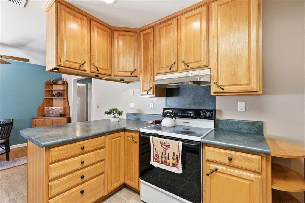16155 De Witt Property Photo 5