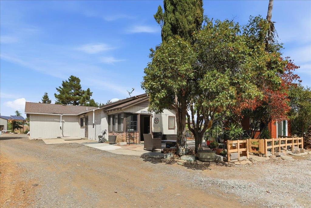 16155 De Witt Property Photo 17