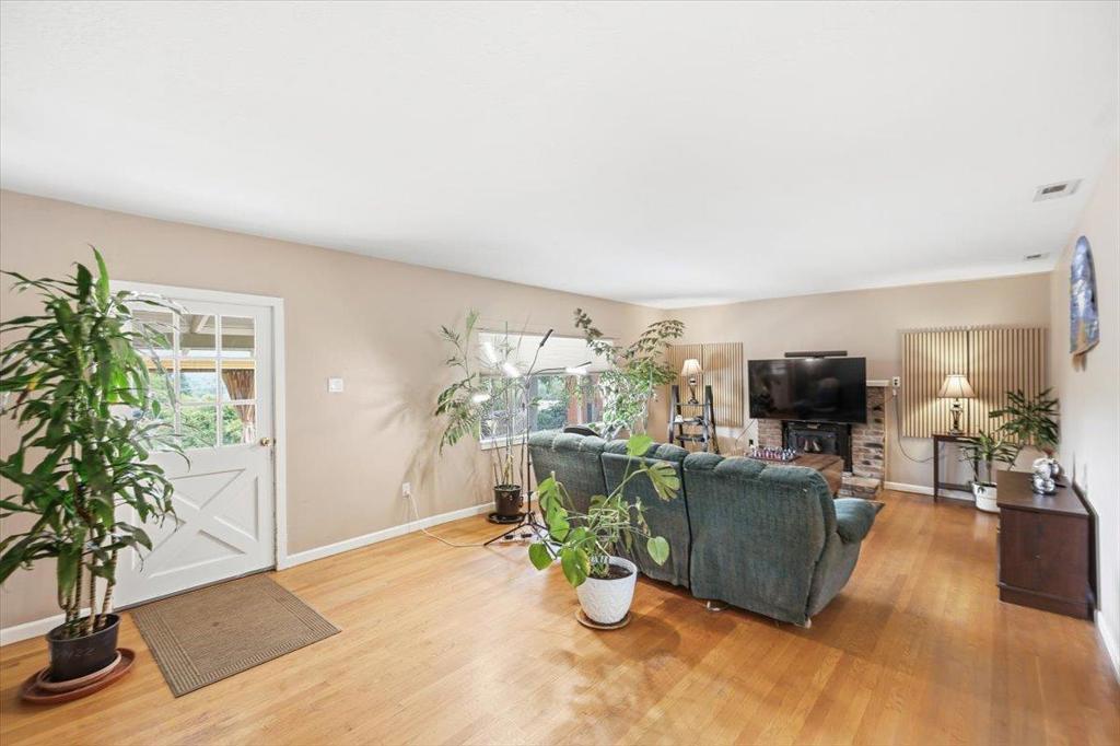 16155 De Witt Property Photo 34