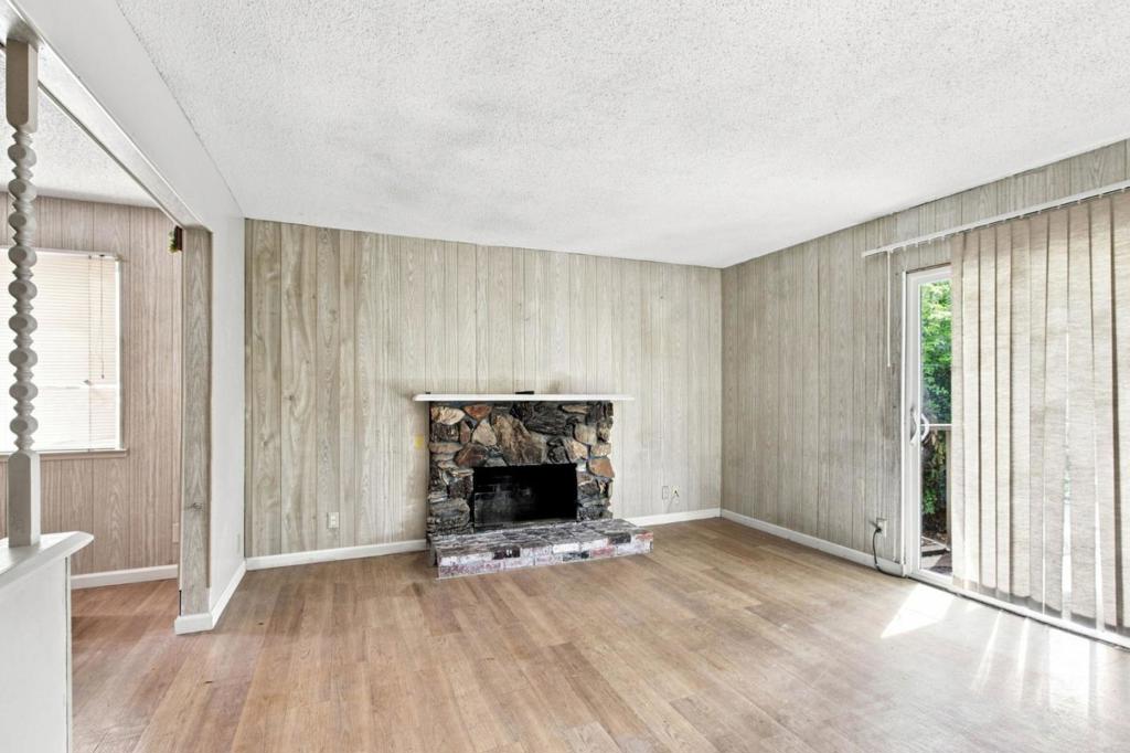 1534 Kooser Road Property Photo 1
