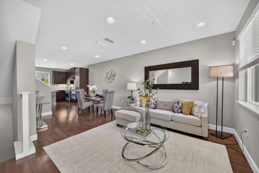 833 Lotus Flower Loop Property Photo 8