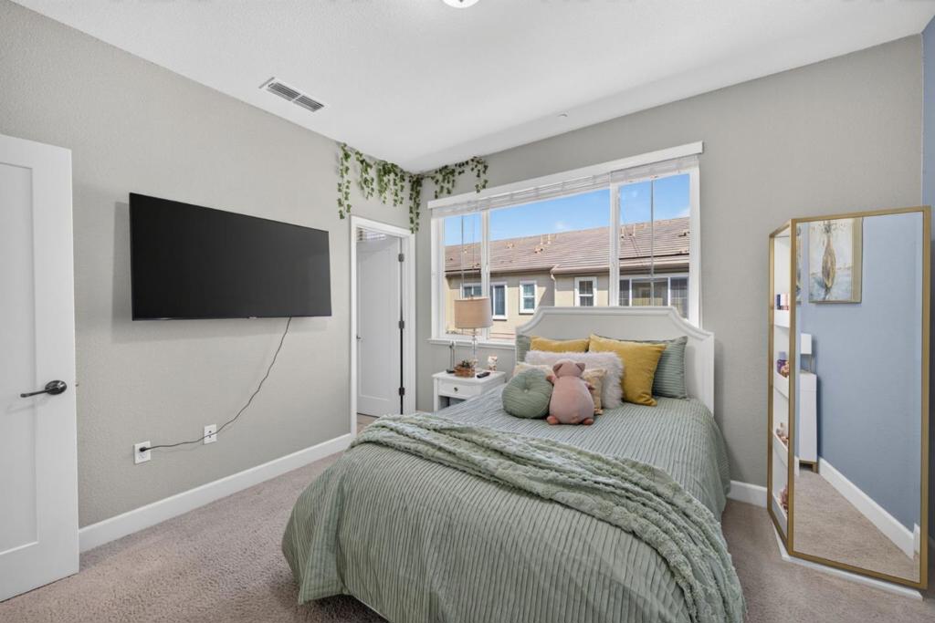 833 Lotus Flower Loop Property Photo 23