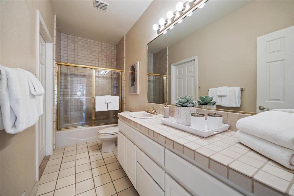 26 Botany Court Property Photo 15
