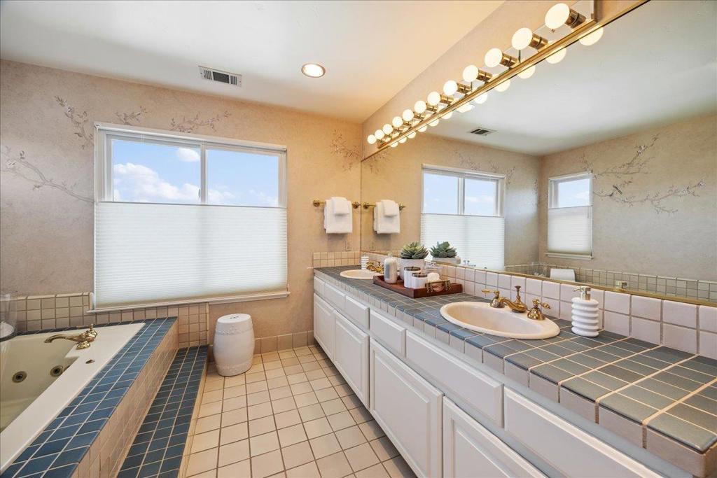 26 Botany Court Property Photo 22