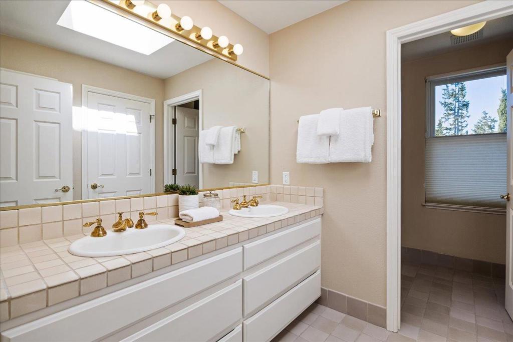 26 Botany Court Property Photo 25