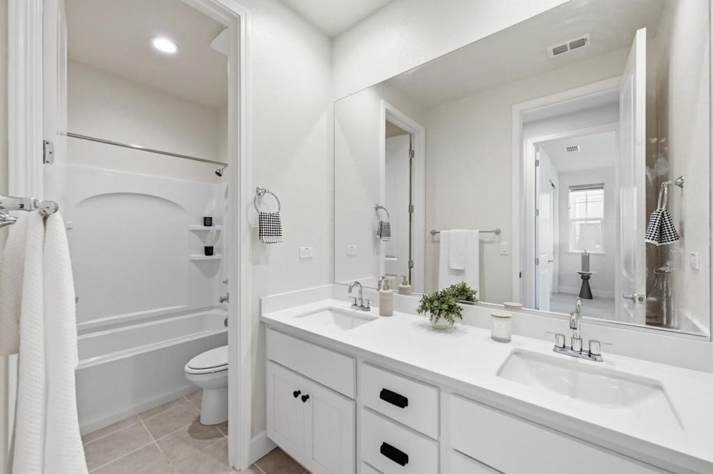 1652 Wonderland Way Way Property Photo 48