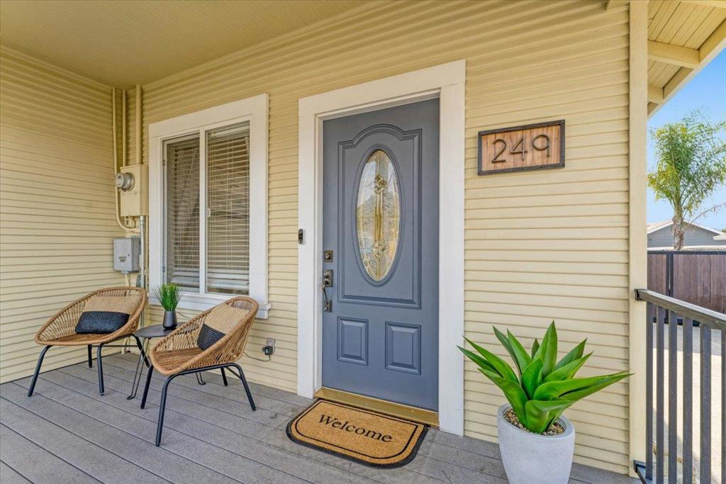 249 Carpenteria Road Property Photo 9