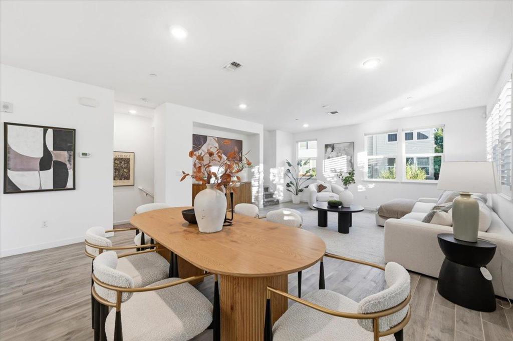 1802 Midnight Circle Property Photo 11