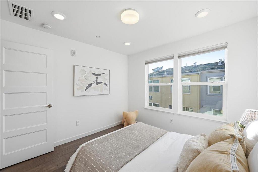 1802 Midnight Circle Property Photo 29