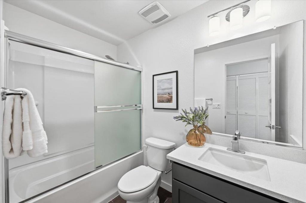 1802 Midnight Circle Property Photo 33