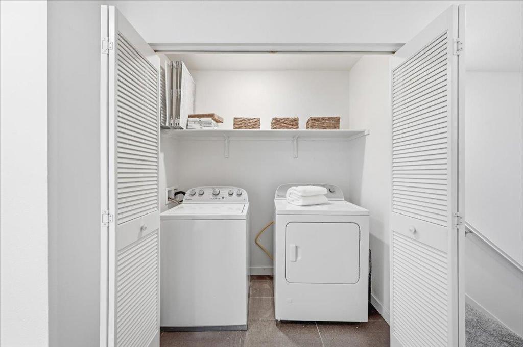 1802 Midnight Circle Property Photo 38