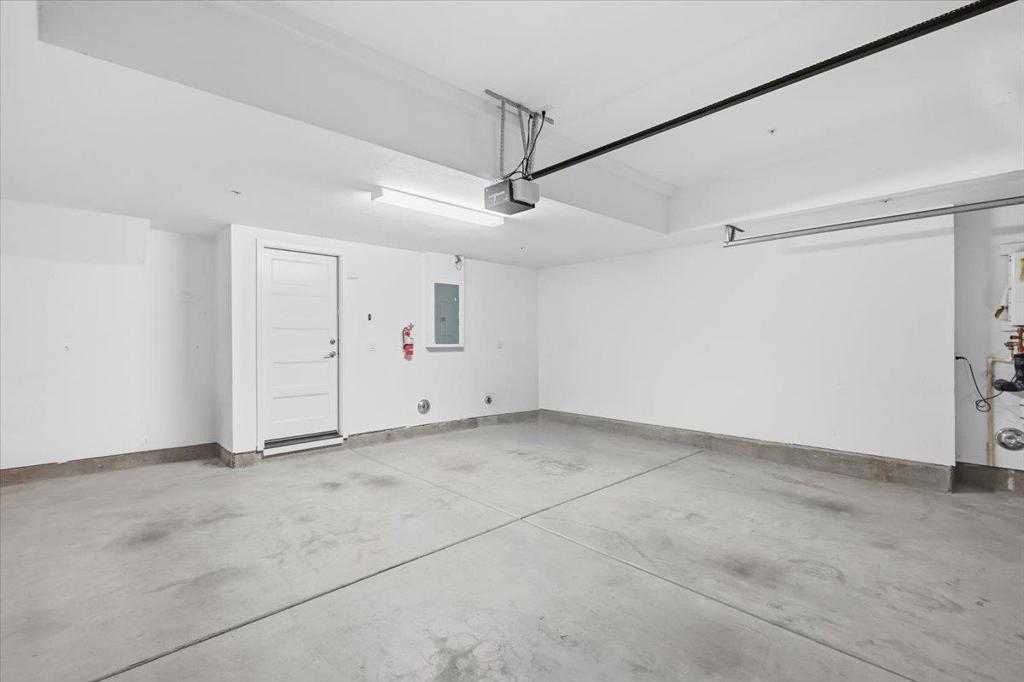 1802 Midnight Circle Property Photo 40