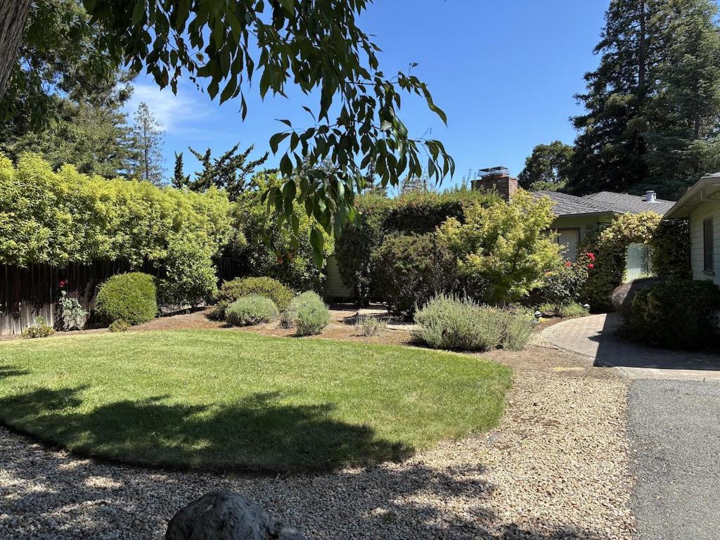 3511 La Mata Way Property Photo