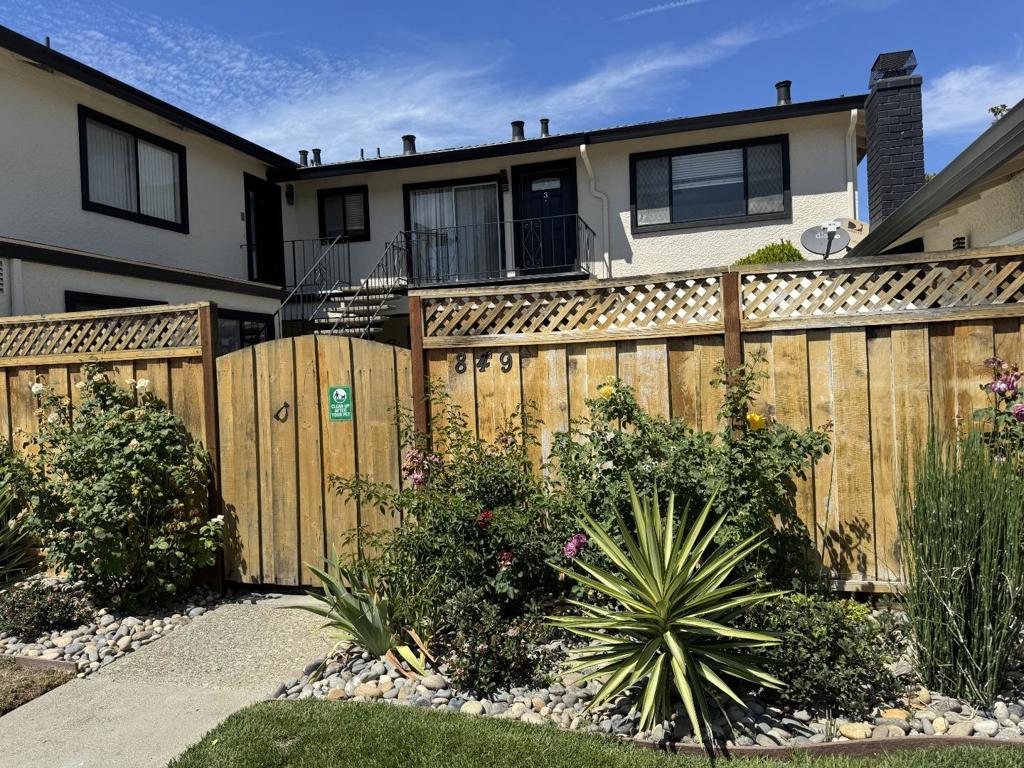 849 Opal Drive 3 Property Photo 2