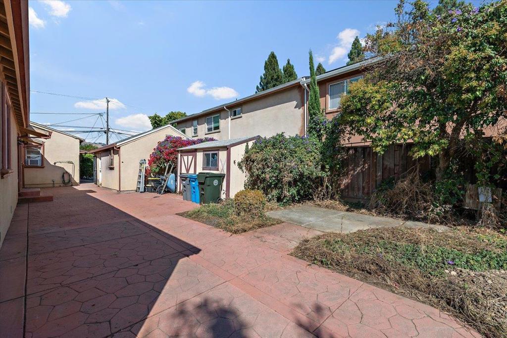 55 Manning Avenue Property Photo 26