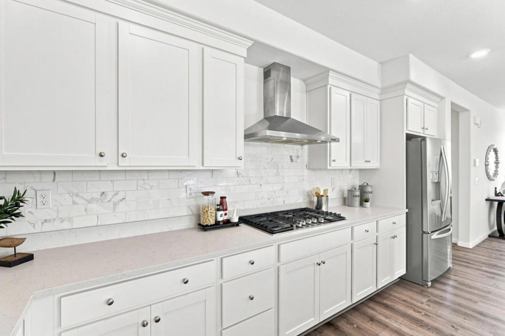 6824 Steel Court Property Photo 10