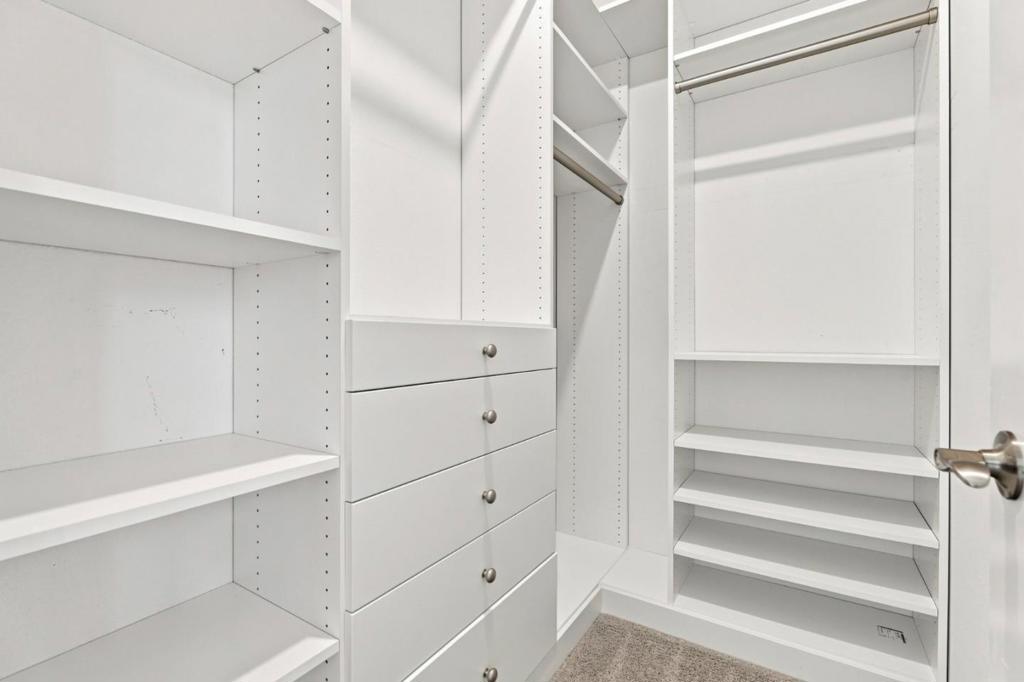 6824 Steel Court Property Photo 19