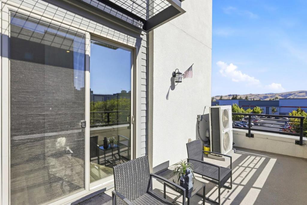 6824 Steel Court Property Photo 21