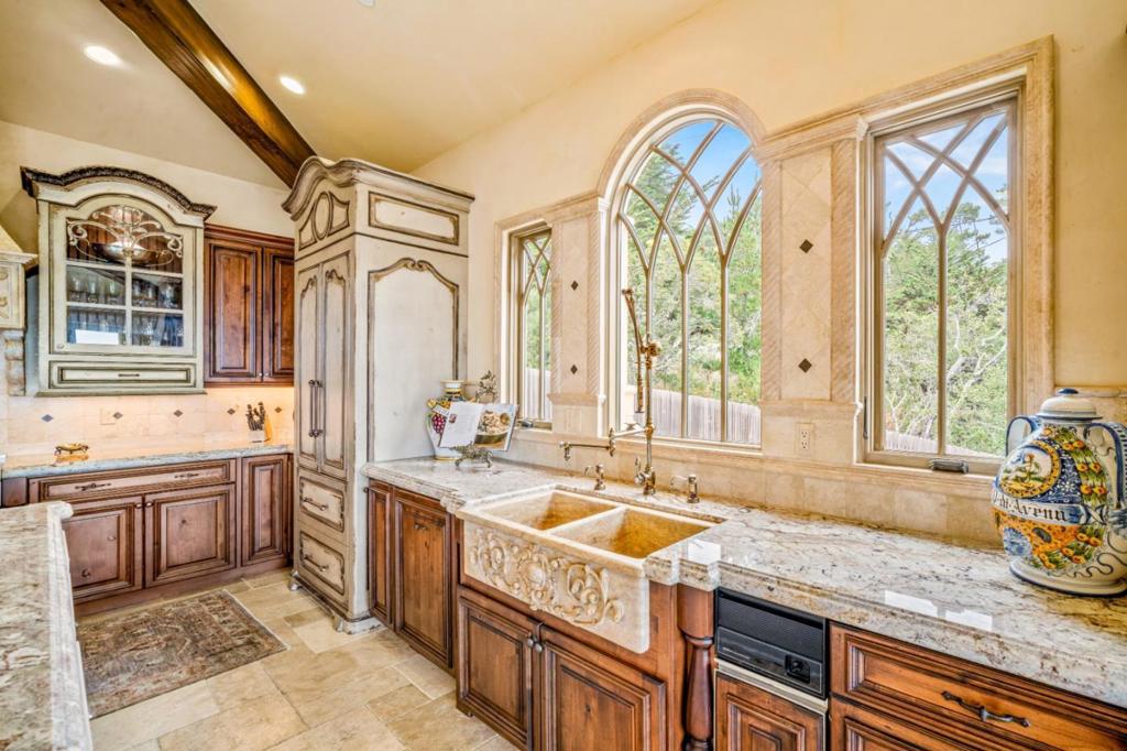 1519 Riata Road Property Photo 16