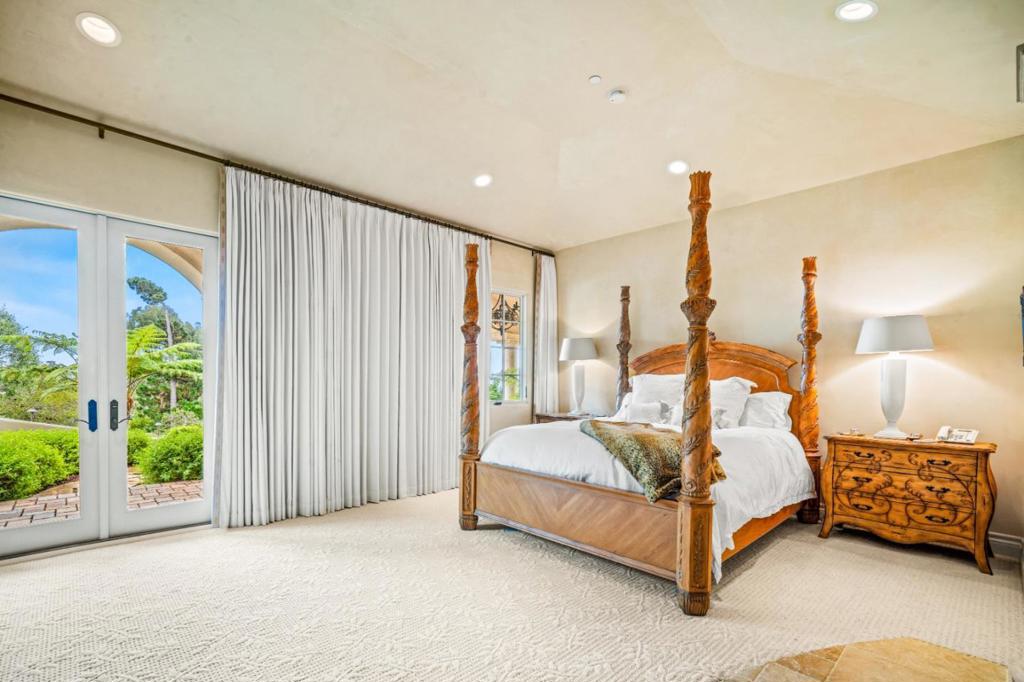 1519 Riata Road Property Photo 43