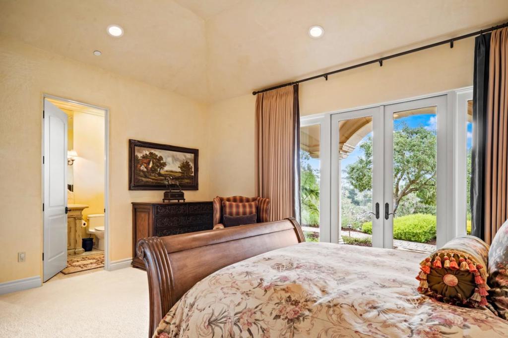1519 Riata Road Property Photo 46