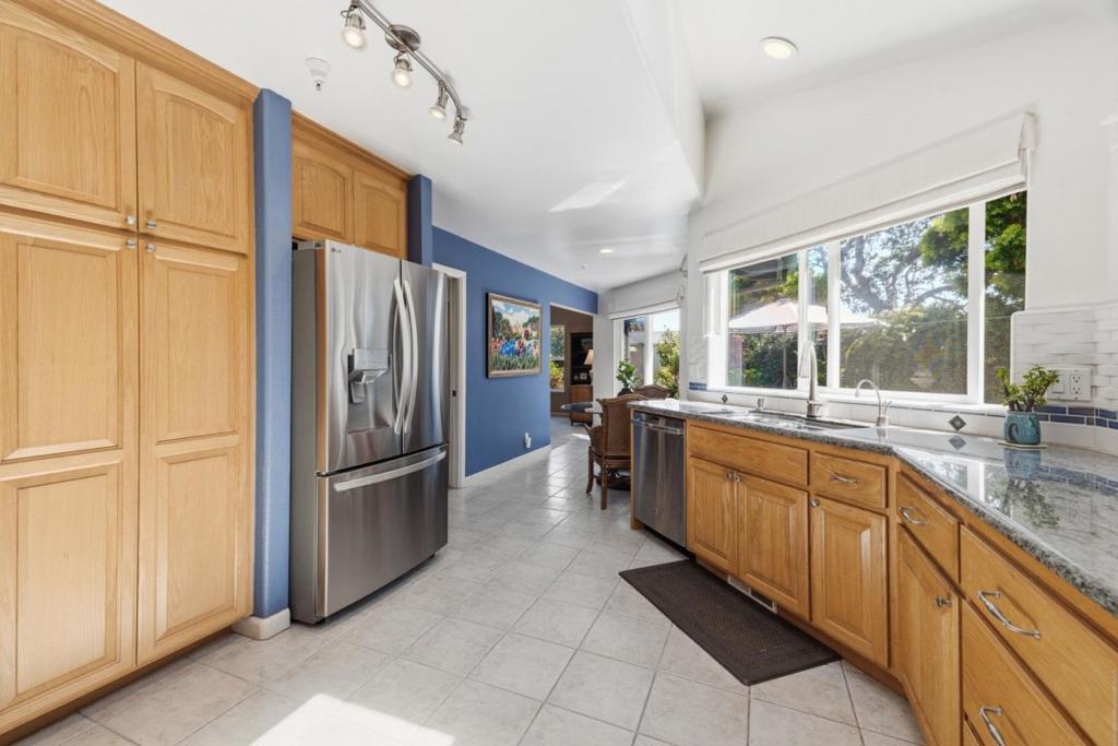 1446 Avila Avenue Property Photo 14